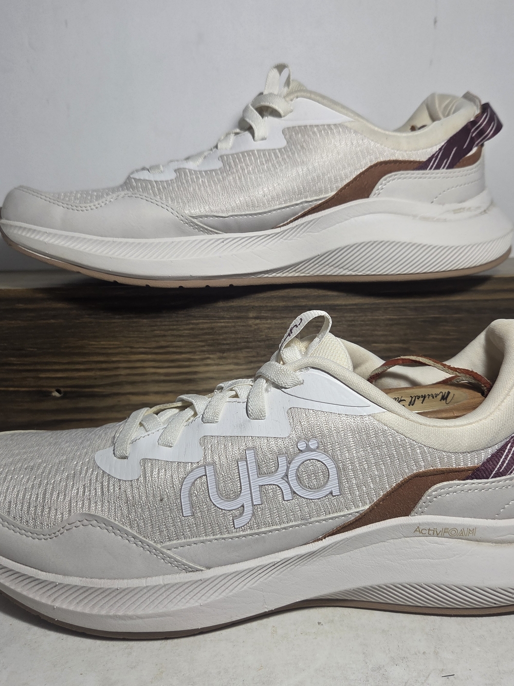 Ryka Freehand Hands-Free Slip-On Walking Shoes Women's Size 10M Off-White